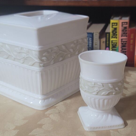 Croscill Classic Bathroom Set Antique Ivory Ceramic Tissue Box Cover w Cup MINT! - Picture 14 of 16